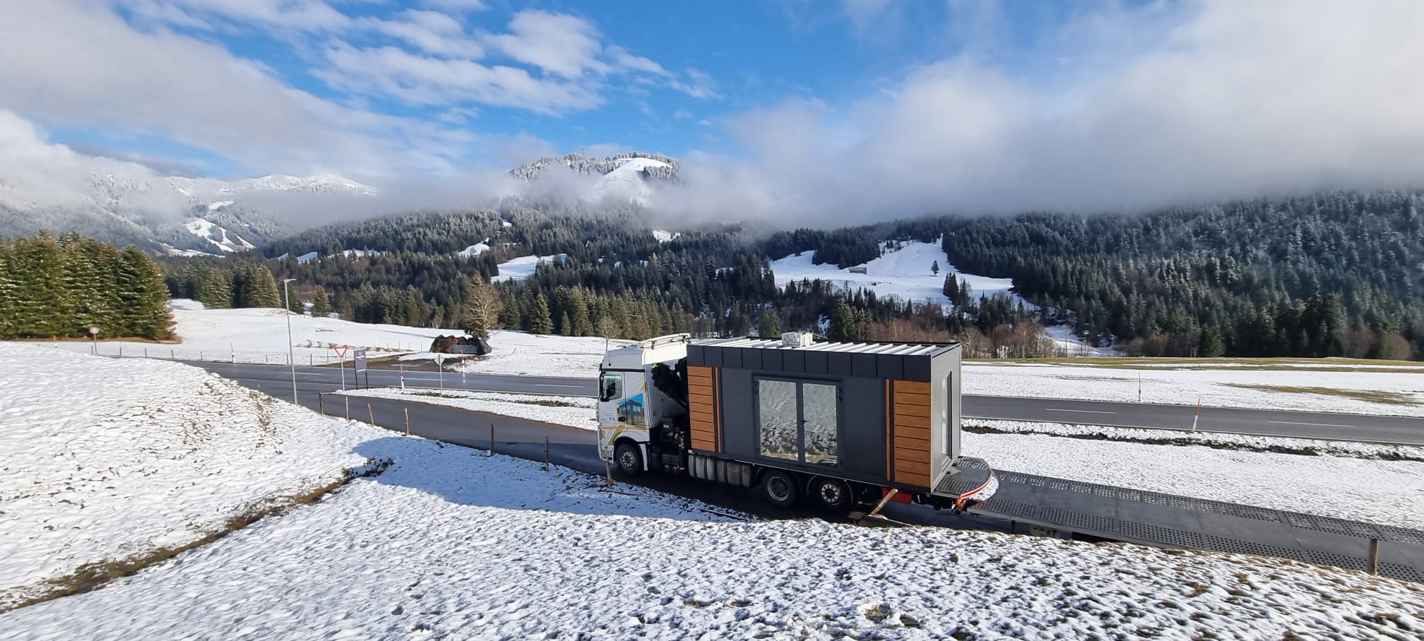 Dampol truck in the Alps